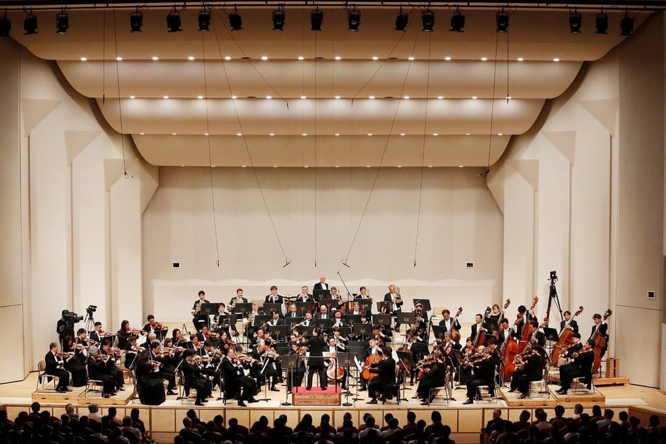 Saitoh Kinen Orchestra (conductor Nodoka Oki Sawa)