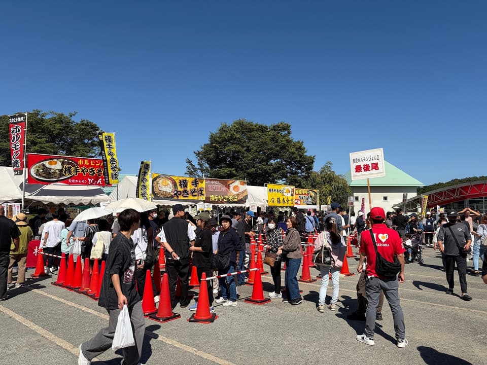 横手やきそばフェスティバル2025の様子