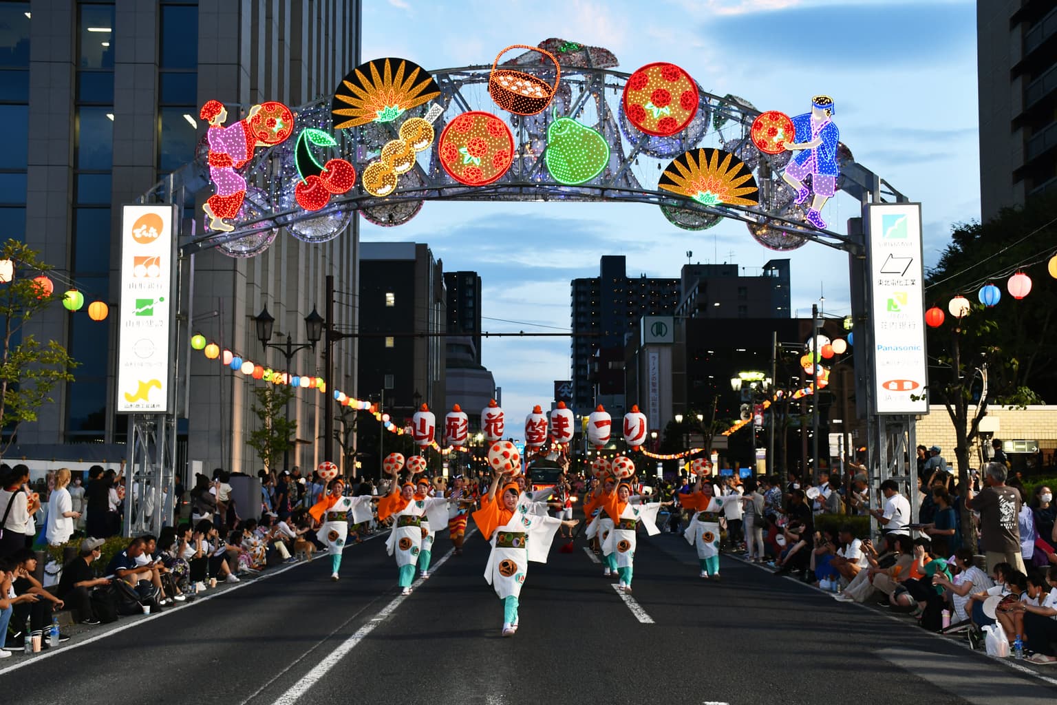 画像提供：山形県花笠協議会