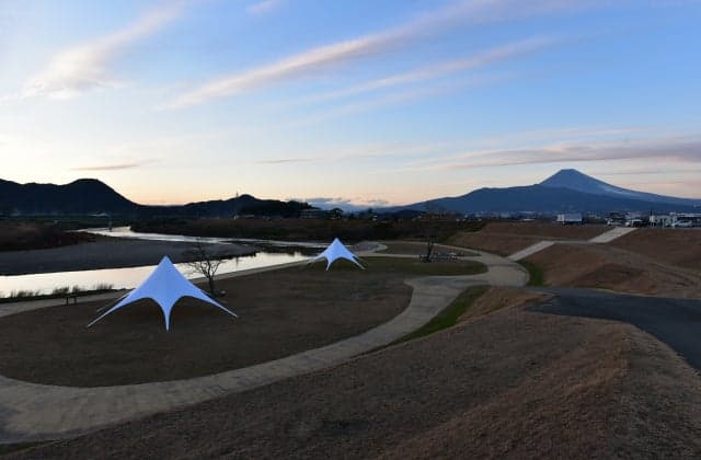 The river station "Izu Gateway Kannami"