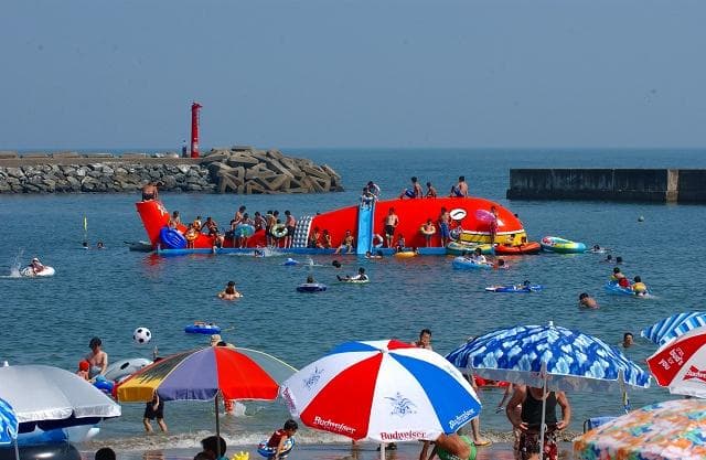 "Whale Daichan,"