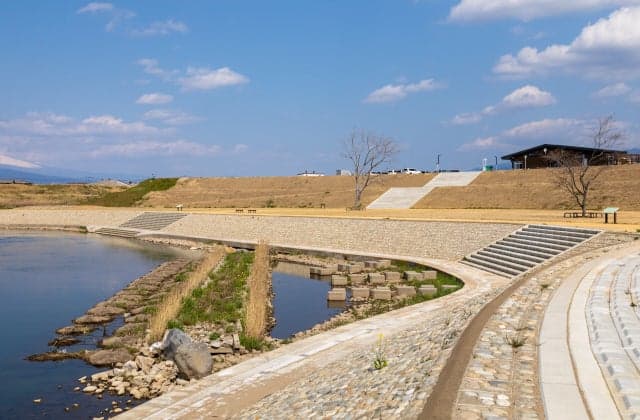 The river station "Izu Gateway Kannami"