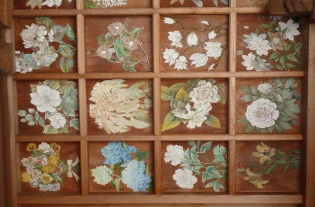 Onakami Shrine Tower Gate ceiling picture