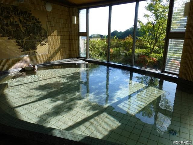 Junibo Onsen Yurarara