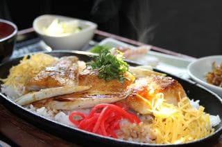 Suto Hockey Meshi
