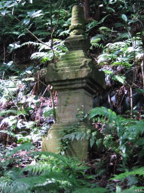 Shigemori Tairano Tomb