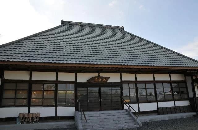 Hozumi-in Temple