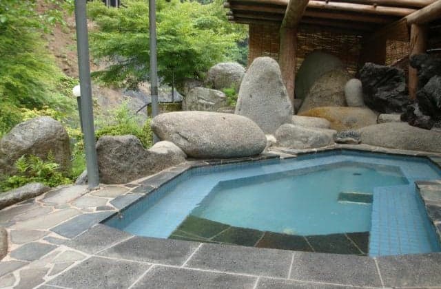 Kim Moriyama-so open-air bath