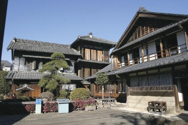 Riverside Memorial Hall