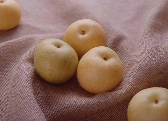 Pear fruit