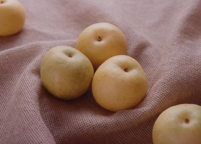 Pear fruit