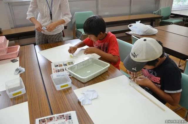 Scenery of making magatama