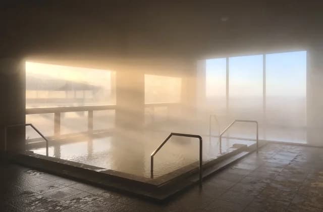 Toyoura Onsen Shiosai Public Bathhouse