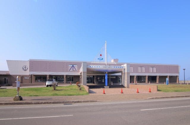 豊浦温泉しおさい 外観