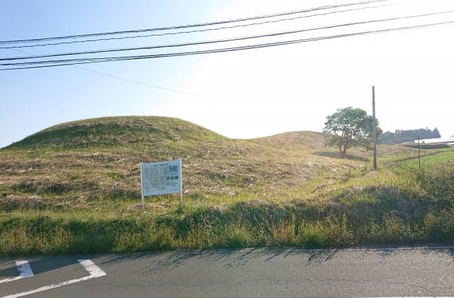 茶臼原古墳群の児屋根塚古墳