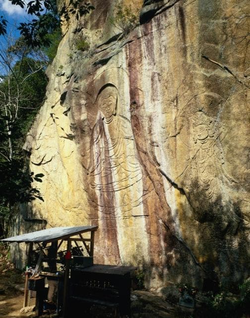 Amida Sanson Fudo Myo Cliff Buddha