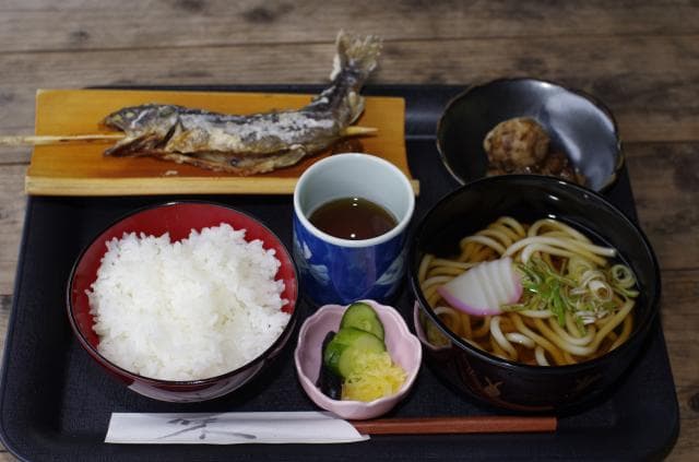 中ノ峠物産販売所(定食)