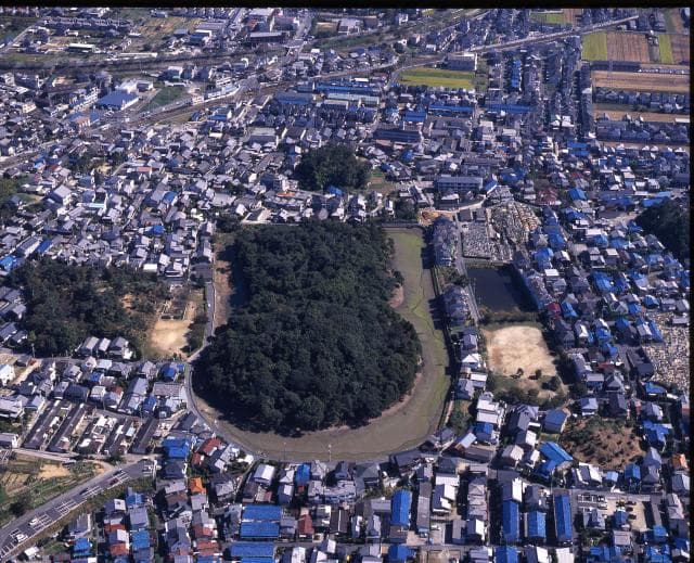 Tsukiyama Tumulus