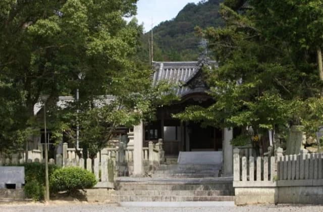 Kurooka Shrine