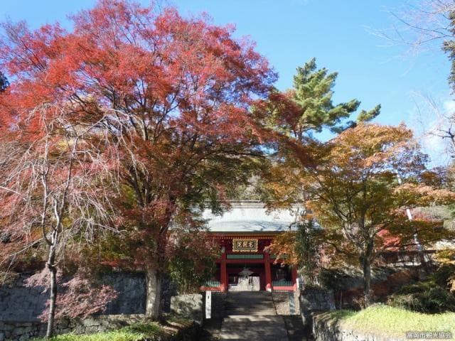 The main gate of Myogi-jinja Shrine