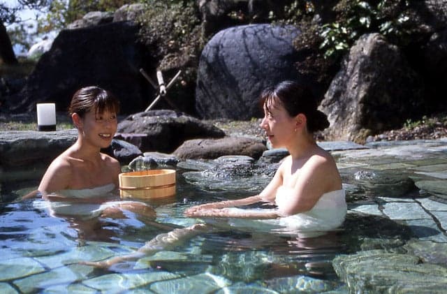 Noto Peninsula Quasi-National Park, Himi Onsen Village