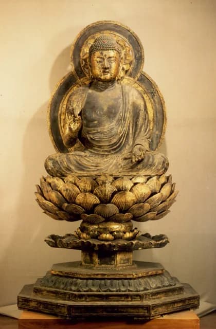 Wooden seated statue of Amida Nyorai in Hooji Temple