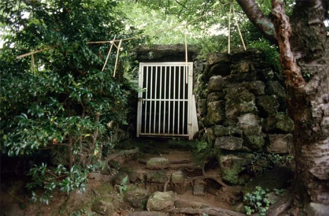 Kinsuzuka Tumulus