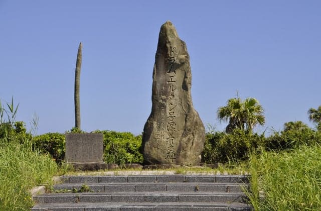 Drameltan Monument