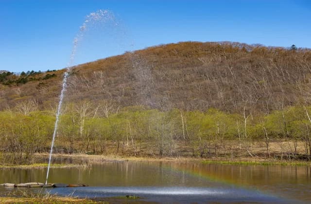 A seven-color fountain