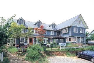 ペンション&カフェ クルーズ