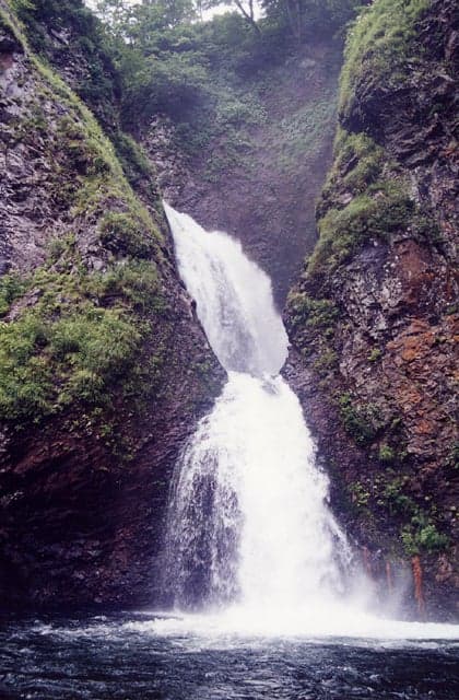 A three-stage waterfall