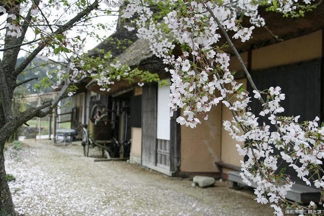 春・民俗資料館