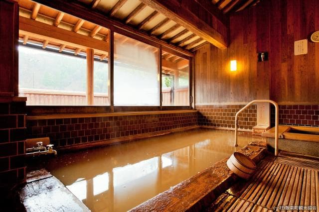 Kada-no-yu cypress bath