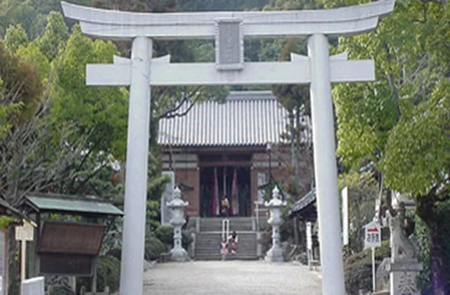 Migukurumitama-jinja Shrine