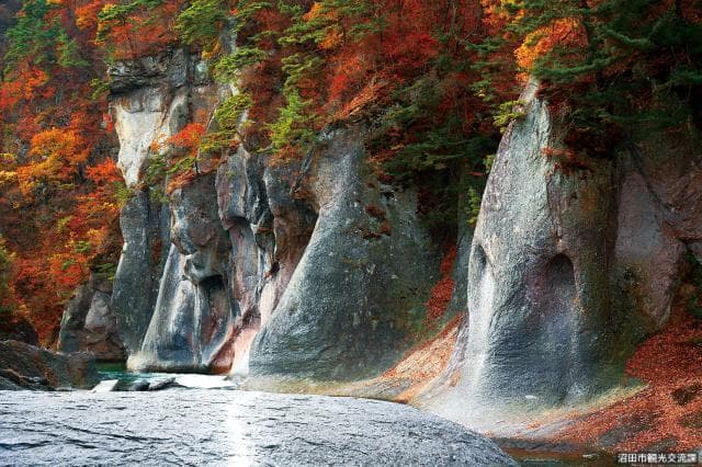 吹割の滝(紅葉)2