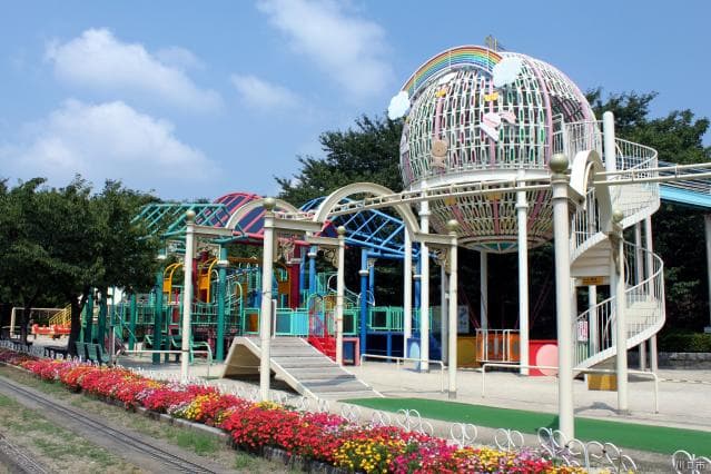 Dream Fusen (large playground equipment square)