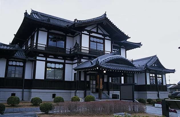 Imai Townscape Exchange Center "Hanara"
