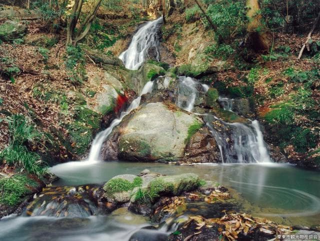 Kuhin Falls