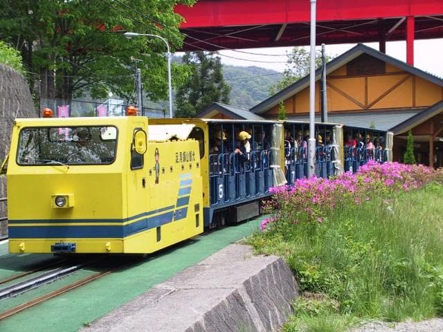 Ashio-dozan Kanko trolley