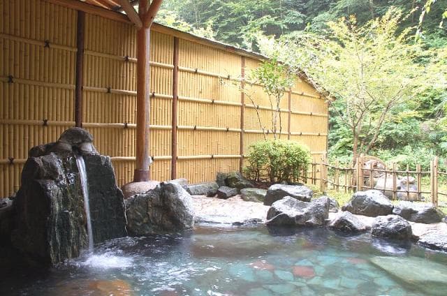 Open-air bath in Kura no Yu