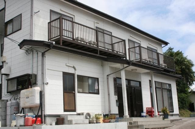 Minshuku Isuzu Motors