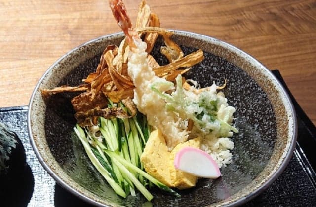 Nishin Goten Akira's Yajuto store Cold raccoon