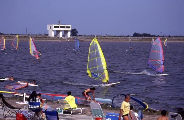 Watarase Yu Suichi Windsurfing