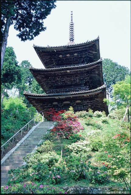 Jorakuji Santori Pagoda