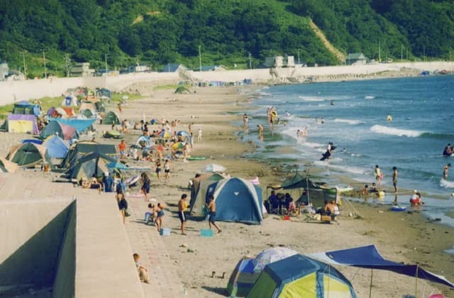 Hirahama Beach