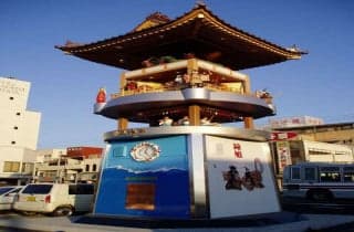 どんちっち神楽時計