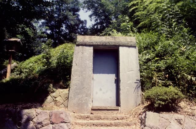 Jizozuka-kofun Tumulus