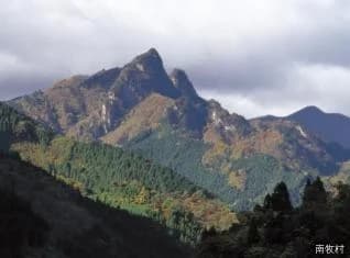Hekiiwa and Oiwa
