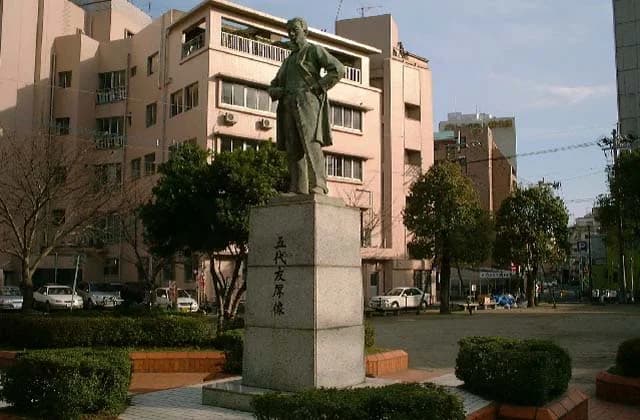 Statue of Tomoatsu Godai