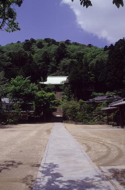 閼伽井嶽薬師(常福寺)